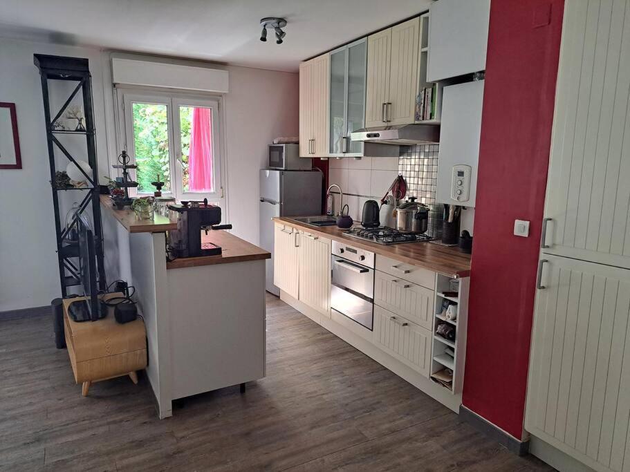 Appartement Cosy Avec Jardin Et Parking Gennevilliers Εξωτερικό φωτογραφία